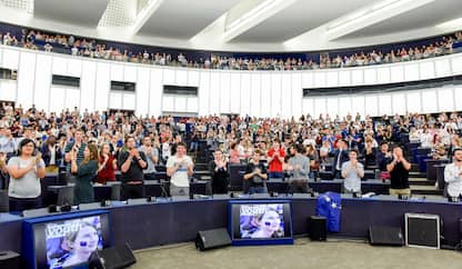 I giovani europei: "Più candidati della nostra età alle elezioni"
