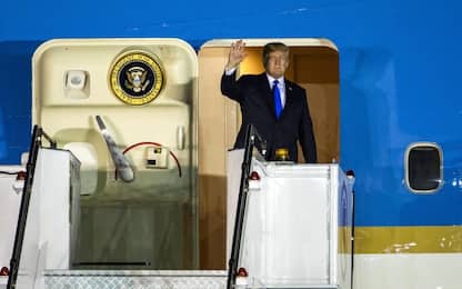Trump arrivato a Singapore, Kim: “L’intero mondo guarda a summit”