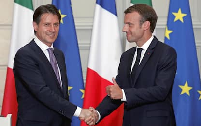Incontro Conte-Macron a Parigi: "Regolamento Dublino deve cambiare"