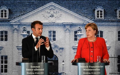 Migranti, Merkel-Macron: risposta europea, accogliere esigenze Italia