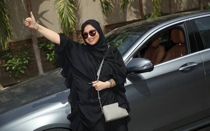 Arabia Saudita, le donne possono guidare