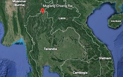 Thailandia, 12 ragazzi e il loro allenatore bloccati in una grotta