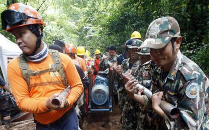 Thailandia, corsa contro il tempo per salvare 13 dispersi nella grotta