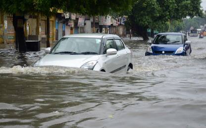 India, almeno 49 morti per inondazioni nel Nord del Paese