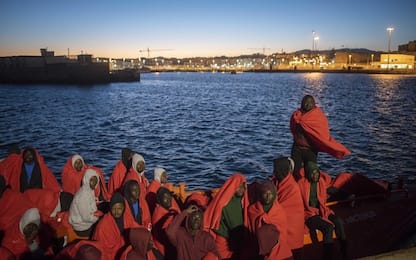 Migranti, finisce odissea Sarost: in 40 sbarcano in Tunisia