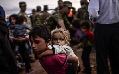 Siria, Human Rights Watch: 16 bambini presi in ostaggio dall'Isis