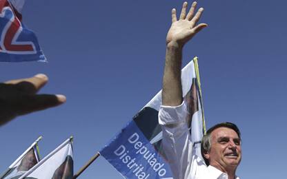 Brasile, Bolsonaro sfiora il 50% al primo turno delle presidenziali