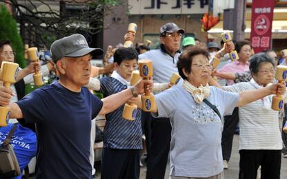 Giappone: i centenari sfiorano quota 70mila, e sono quasi tutte donne