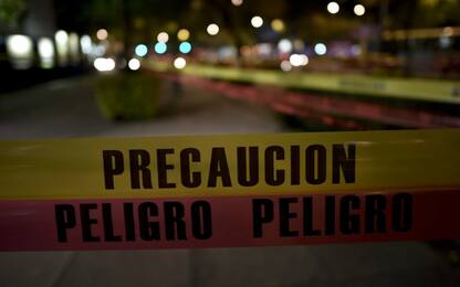 Messico, travestiti da mariachi sparano sulla folla: 3 morti