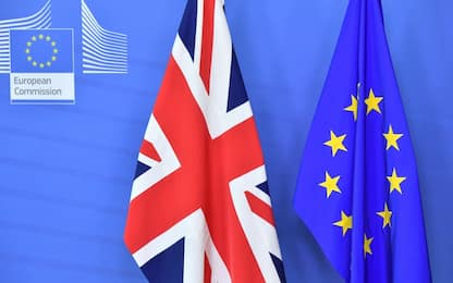 Brexit, Juncker: “Accordo raggiunto è il migliore e unico possibile”