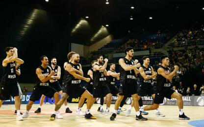 Nuova Zelanda, non solo rugby: la haka sul campo da basket