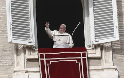 L'Angelus del Papa: “La famiglia è un tesoro da custodire e difendere”