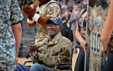 Morto a 112 anni Richard Overton, l'uomo più vecchio degli Stati Uniti