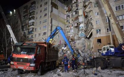 Russia, esplosione condominio: 9 morti, bimbo di 11 mesi trovato vivo