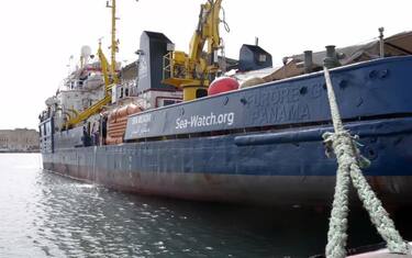 Coronavirus Sicilia: 28 migranti positivi sulla nave Moby Zazà