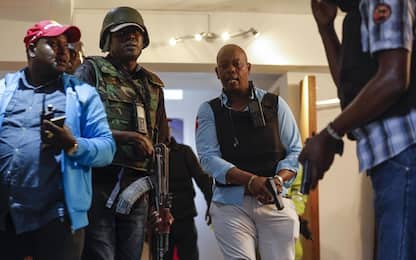Attentato Nairobi, 21 morti. Presidente Kenya: "Terroristi eliminati"