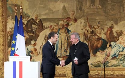 Francia, nunzio apostolico Luigi Ventura accusato di molestie sessuali