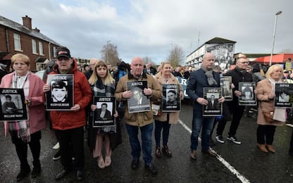 La marcia delle famiglie delle vittime della "Bloody Sunday"