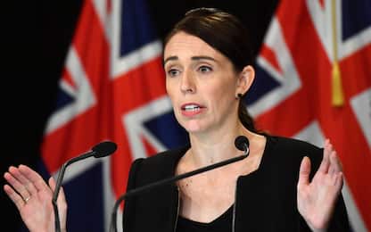 Attentato Nuova Zelanda, la premier: "Leggi sulle armi cambieranno"