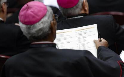 Pedofilia, si dimette arcivescovo di Santiago del Cile Ricardo Ezzati