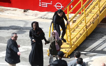 Mercantile dirottato da migranti è arrivato a Malta