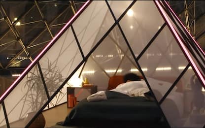 Dormire dentro al Louvre? Airbnb regala una notte al museo