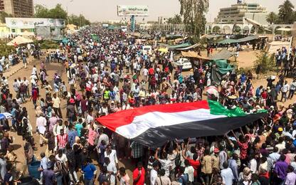 Colpo di Stato in Sudan, Al Bashir deposto dopo 30 anni