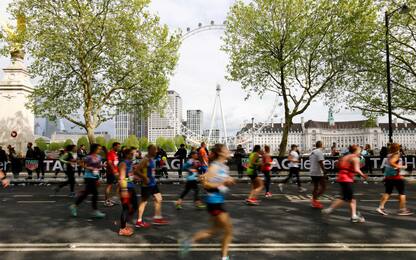I costumi della maratona di Londra. FOTO