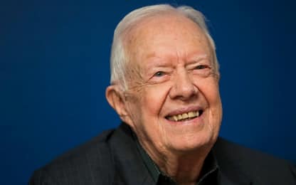 L’ex presidente Usa Jimmy Carter operato all’anca: sta bene