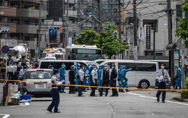 Giappone, accoltella passanti a Tokyo: 2 morti e 17 feriti