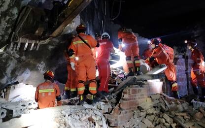 Terremoto in Cina, scossa di magnitudo 6: 12 morti e 125 feriti 