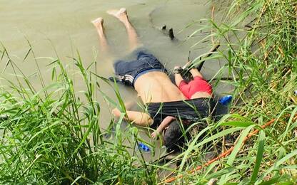Padre e figlia migranti annegati nel Rio Grande, foto scuote gli Usa