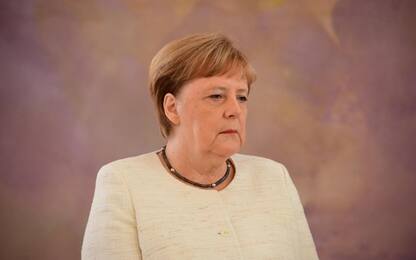 Angela Merkel colta da tremori per la seconda volta in 8 giorni
