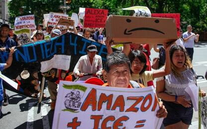 Amazon, proteste lavoratori: chiedono condizioni migliori