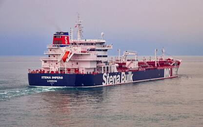 Iran sequestra una petroliera britannica, liberato l’altro cargo