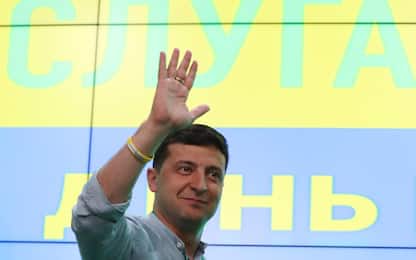 Ucraina, exit poll: vince il partito del presidente Zelensky al 44%