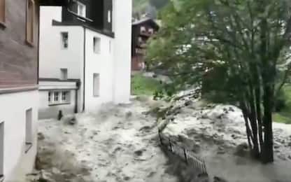 Zermatt, ghiacciaio si scioglie e provoca un'alluvione. VIDEO
