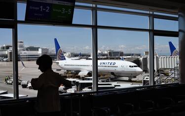 Glasgow, due piloti arrestati prima del volo: positivi all’alcol test