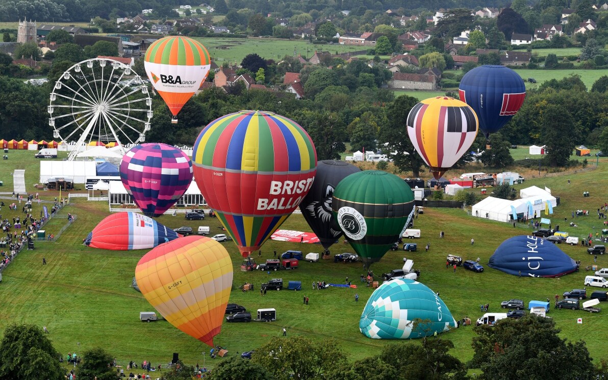 International Balloon Fiesta Il Cielo Di Bristol Si Riempie Di Mongolfiere Foto Sky Tg24 International Balloon Fiesta Il Cielo Di Bristol Si Riempie Di Mongolfiere Foto Sky Tg24