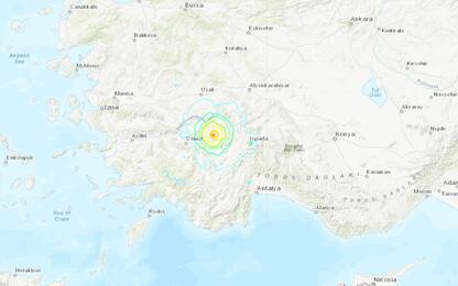 Terremoto in Turchia, scossa di magnitudo 5.8 a Bozkurt 