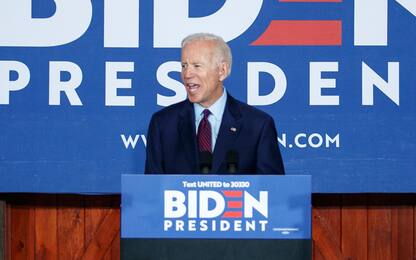 Usa, gaffe Biden: “Bimbi poveri talentuosi come bimbi bianchi”. VIDEO