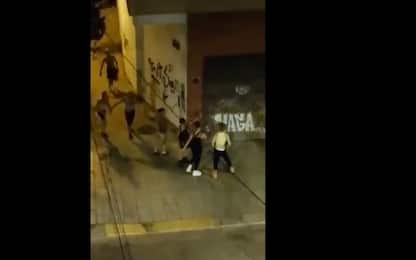 Valencia, il video dell'aggressione omofoba a due ragazzi italiani