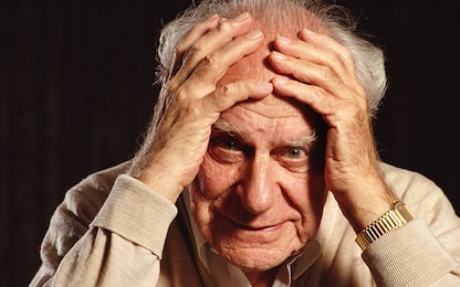 Karl Popper, chi era il filosofo morto 25 anni fa