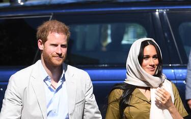 Harry denuncia il Mail on Sunday: "Meghan è vittima, come Diana"