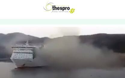 Grecia, incendio su traghetto diretto in Italia: nessun ferito