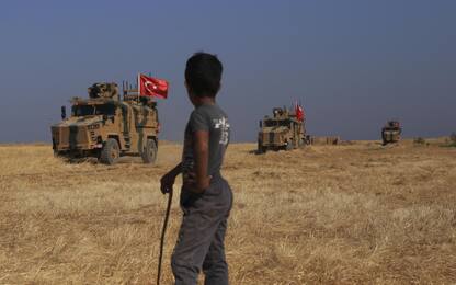 Siria, Usa: il ritiro riguarda 50-100 soldati. Turchia bombarda curdi