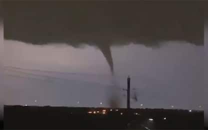 Stati Uniti, serie di tornado distruttivi in Oklahoma e Texas. VIDEO