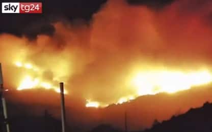 Incendi in California, 50mila persone evacuate. VIDEO TIMELAPSE