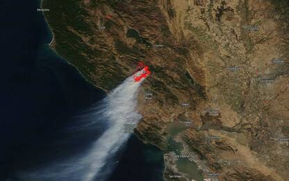 Incendi California, dai satelliti della Nasa le immagini dei roghi