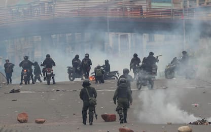 Bolivia, proteste e scontri: sono 10 le vittime. FOTO